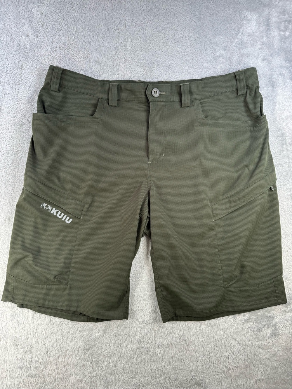 KUIU Tiburon Men’s Size 42 Green Technical Hunting Hiking Cargo Shorts